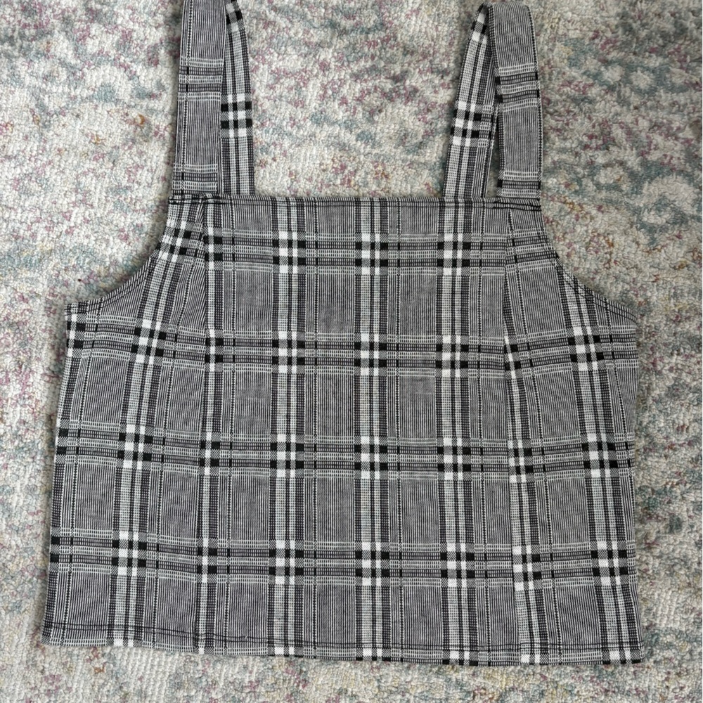 American Eagle Outfitters Black & White Plaid Cropped Tank Top